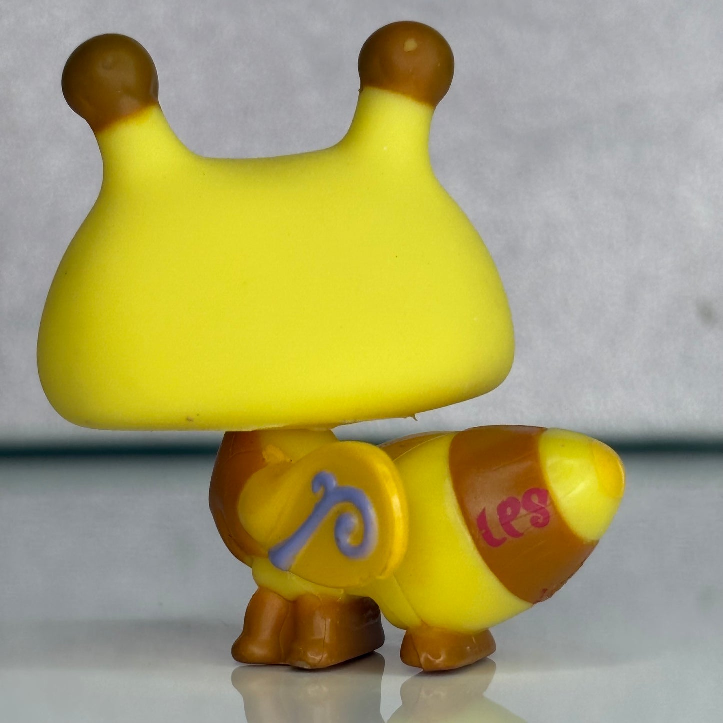 LPS Bumblebee #1135