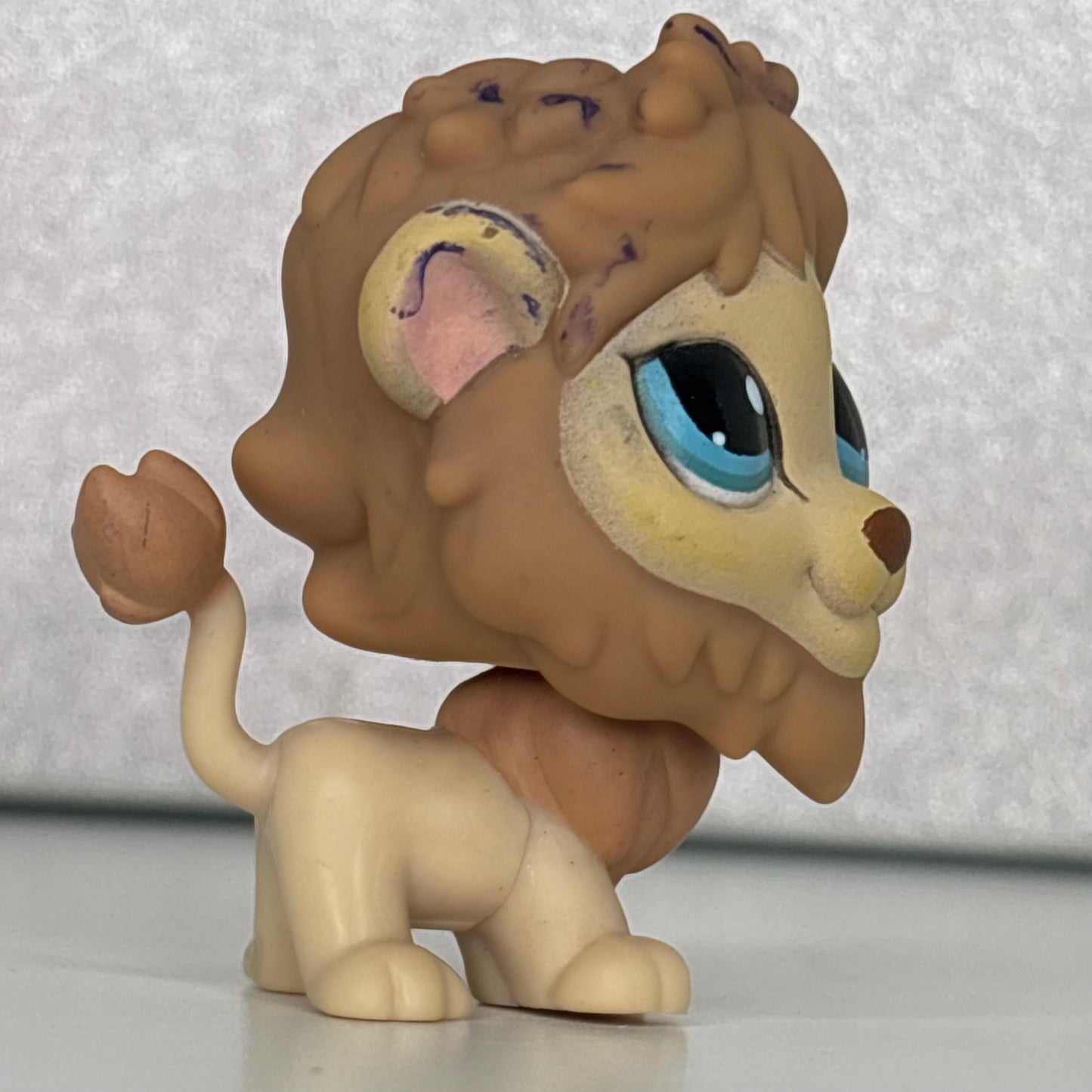 LPS Lion #1112** Blemished