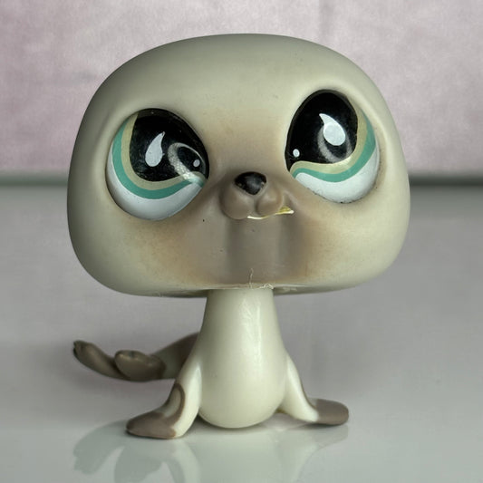 LPS Glass Eye Seal #637