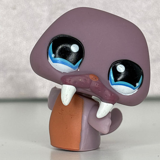 LPS Walrus #1119