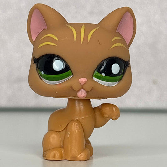 LPS Paw Up Cat