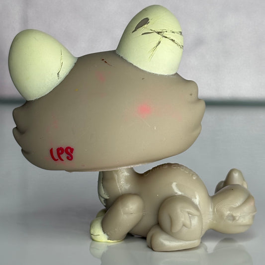 LPS Gray Crouching Cat
