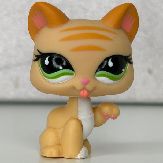 LPS Paw Up Cat