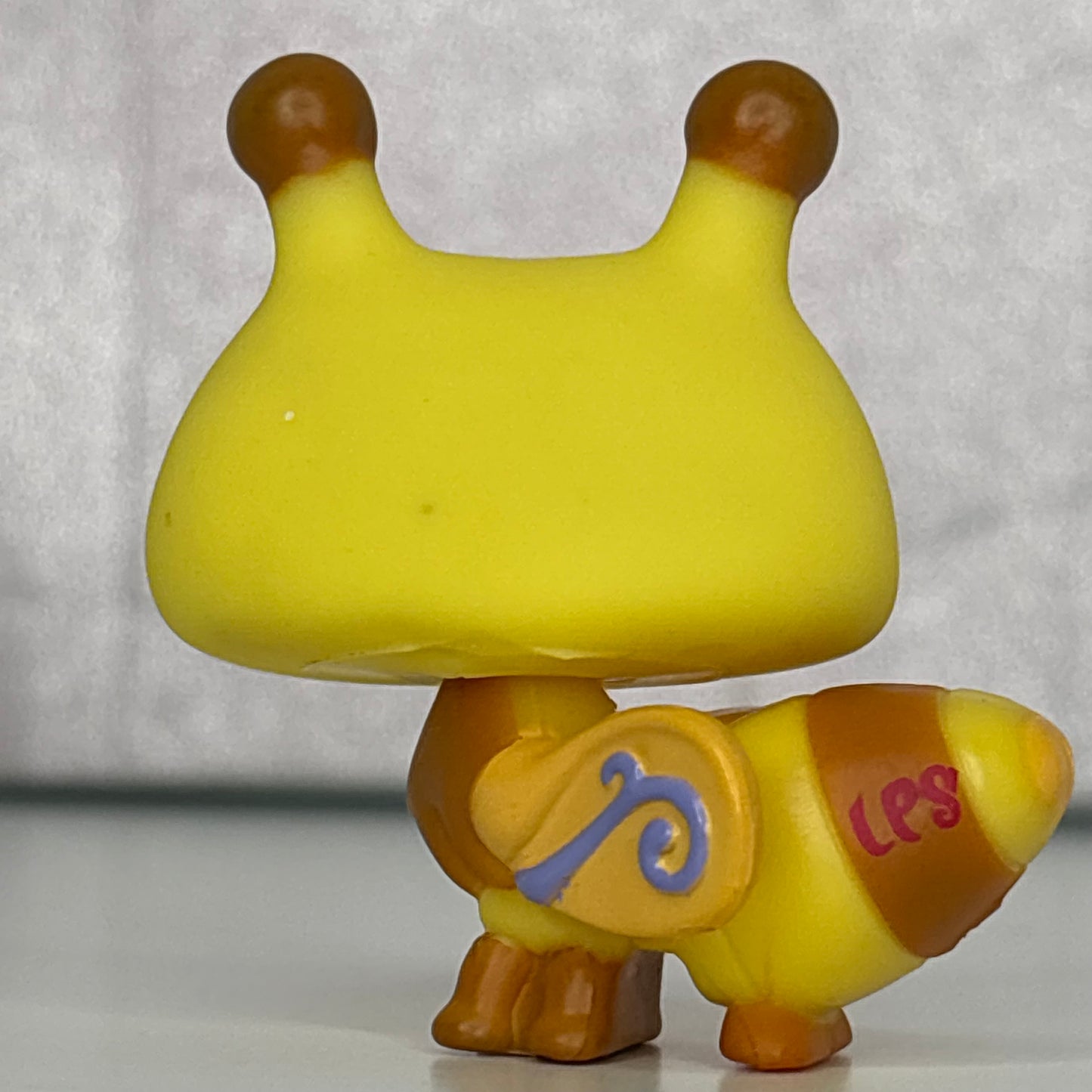 LPS Bumblebee #1135