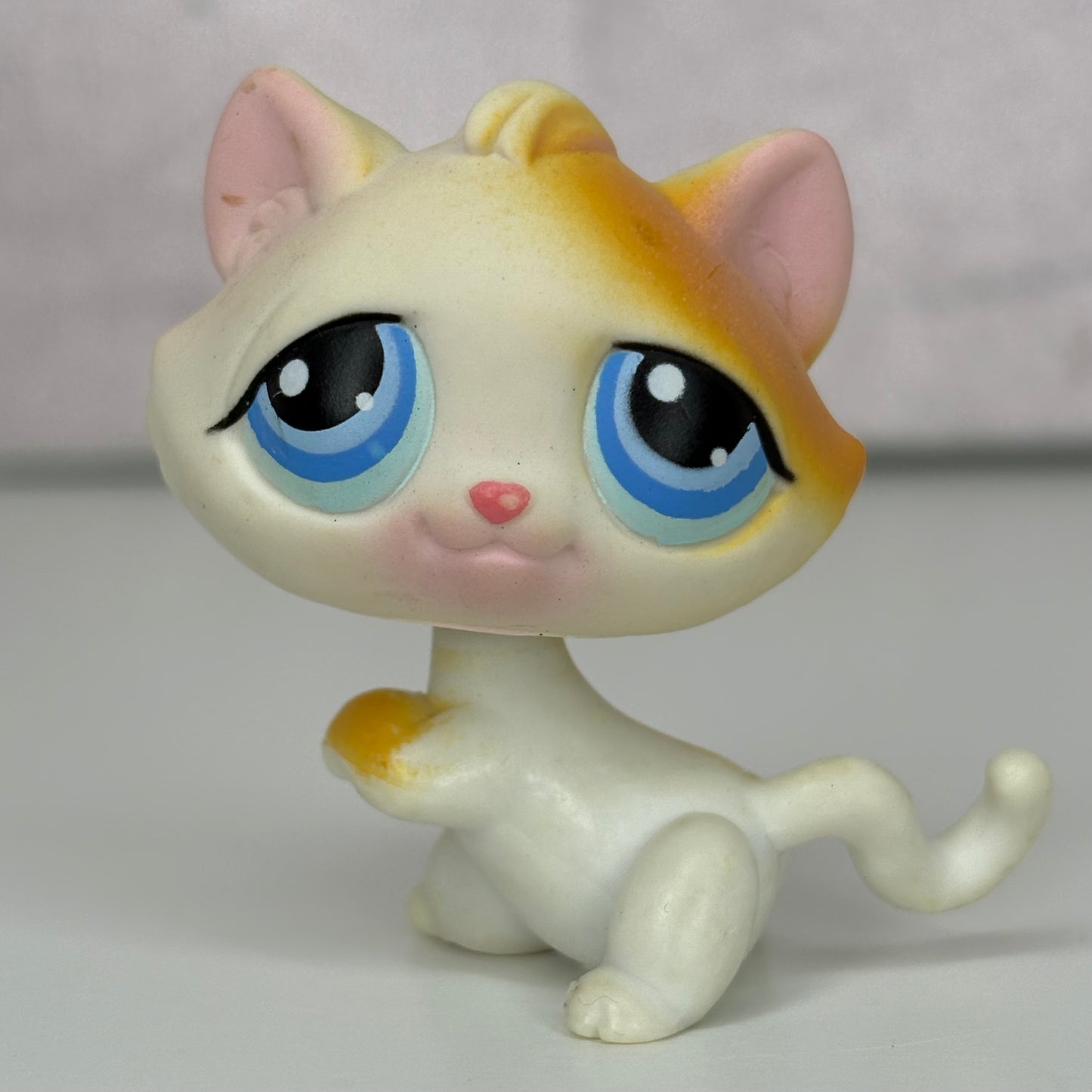 LPS Paw Up Bon Bon Cat #56