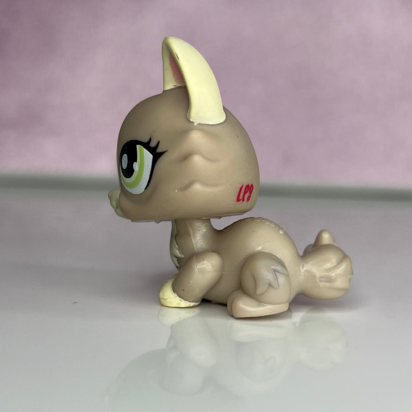 LPS Gray Crouching Cat