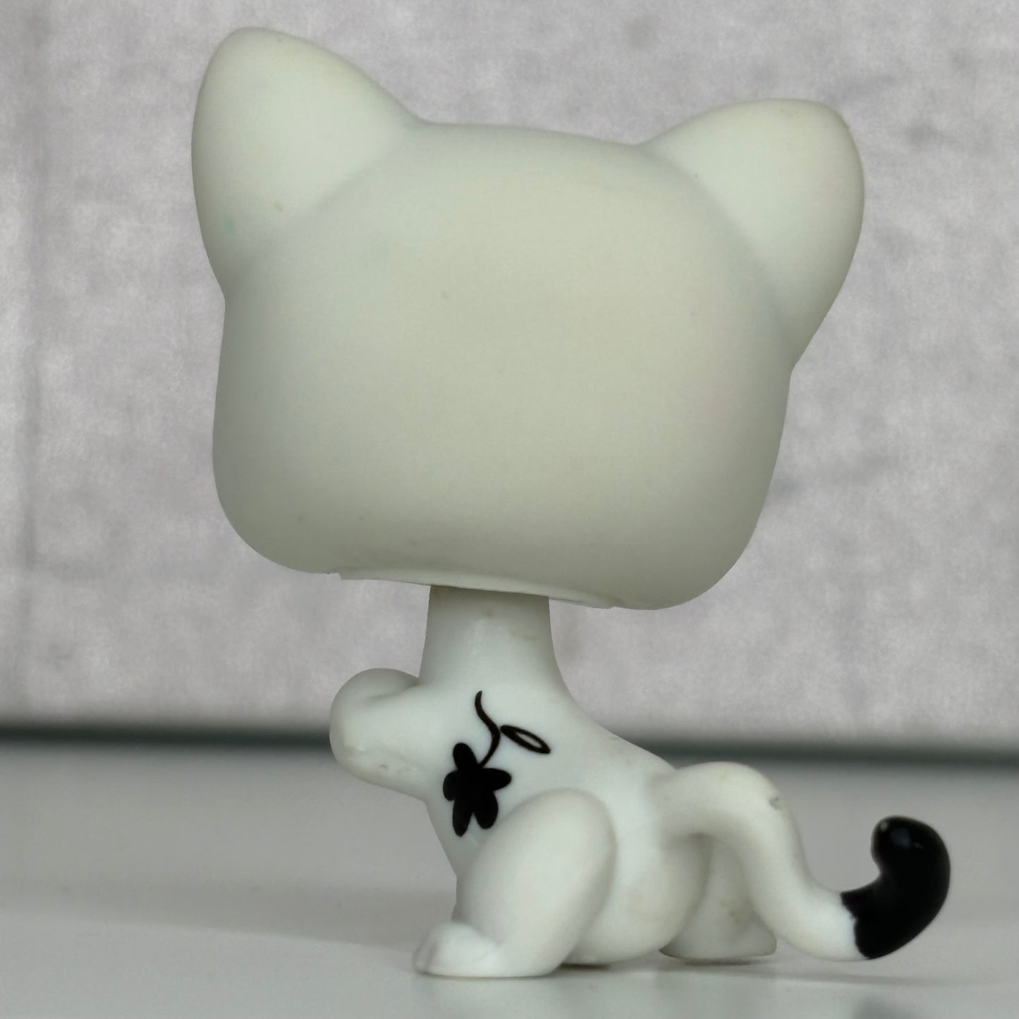 LPS Paw Up Shorthair Cat #547